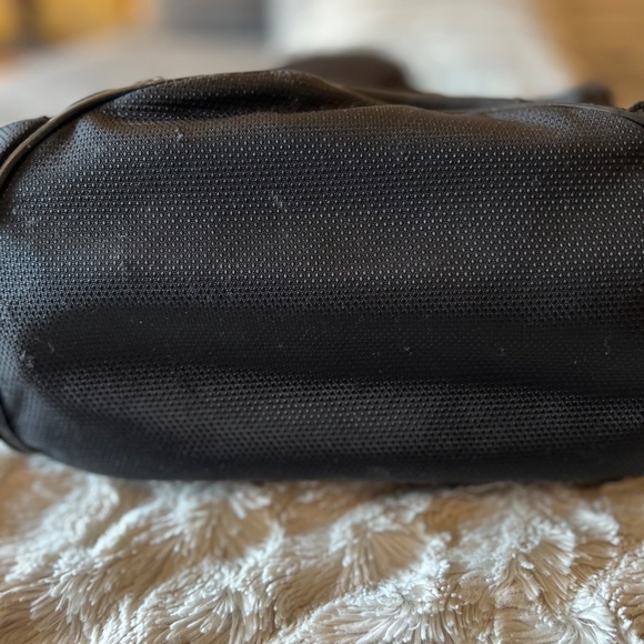 Oakley Backpack - Picture 3 of 9